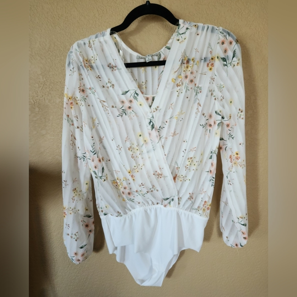 Haute Monde Floral Bodysuit - White and Pink